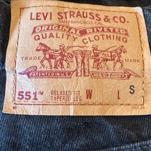 Vintage Levi’s Relaxed Fit Tapered Leg Black Denim Jeans 10S Made in the USA - Picture 4 of 7
